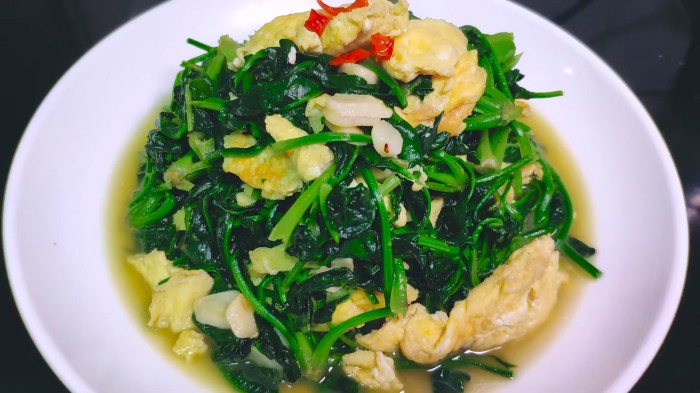 How to cook spinach with eggs chinese style