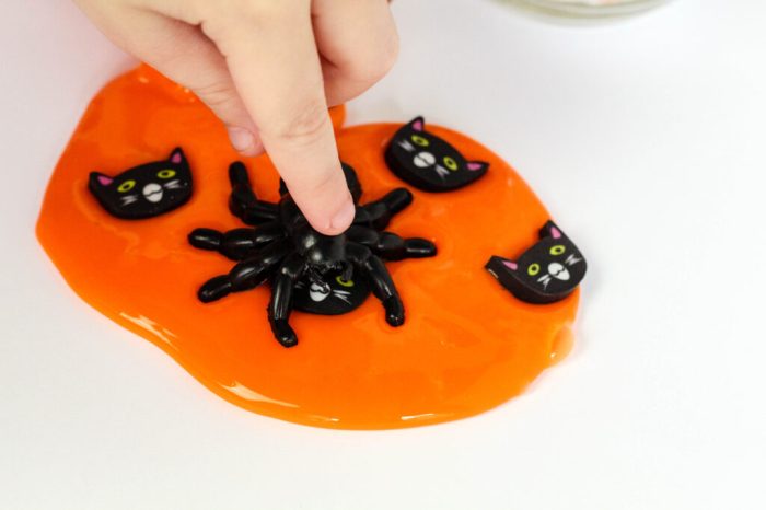 How make slime for halloween decoration on vents