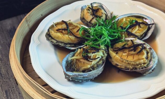 How to Cook Frozen Abalone Chinese Style