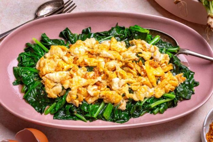 How to cook spinach with eggs chinese style